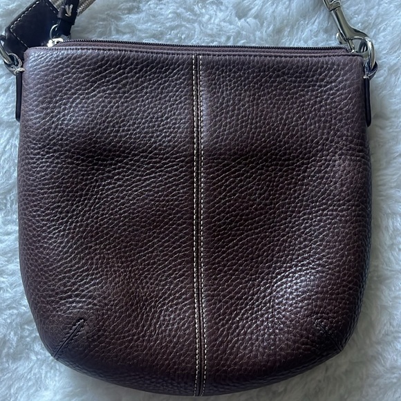 Brown pebbled leather crossbody soho style bag - Picture 2 of 15